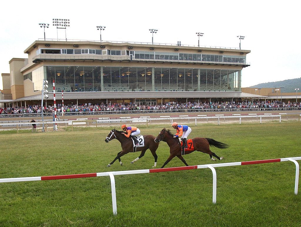 Penn National Race Course: Major Races Horse Racing History and Penn National Race Course: Major Races Horse Racing History and